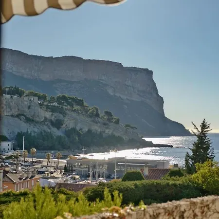 Entre Ciel Et Cassis